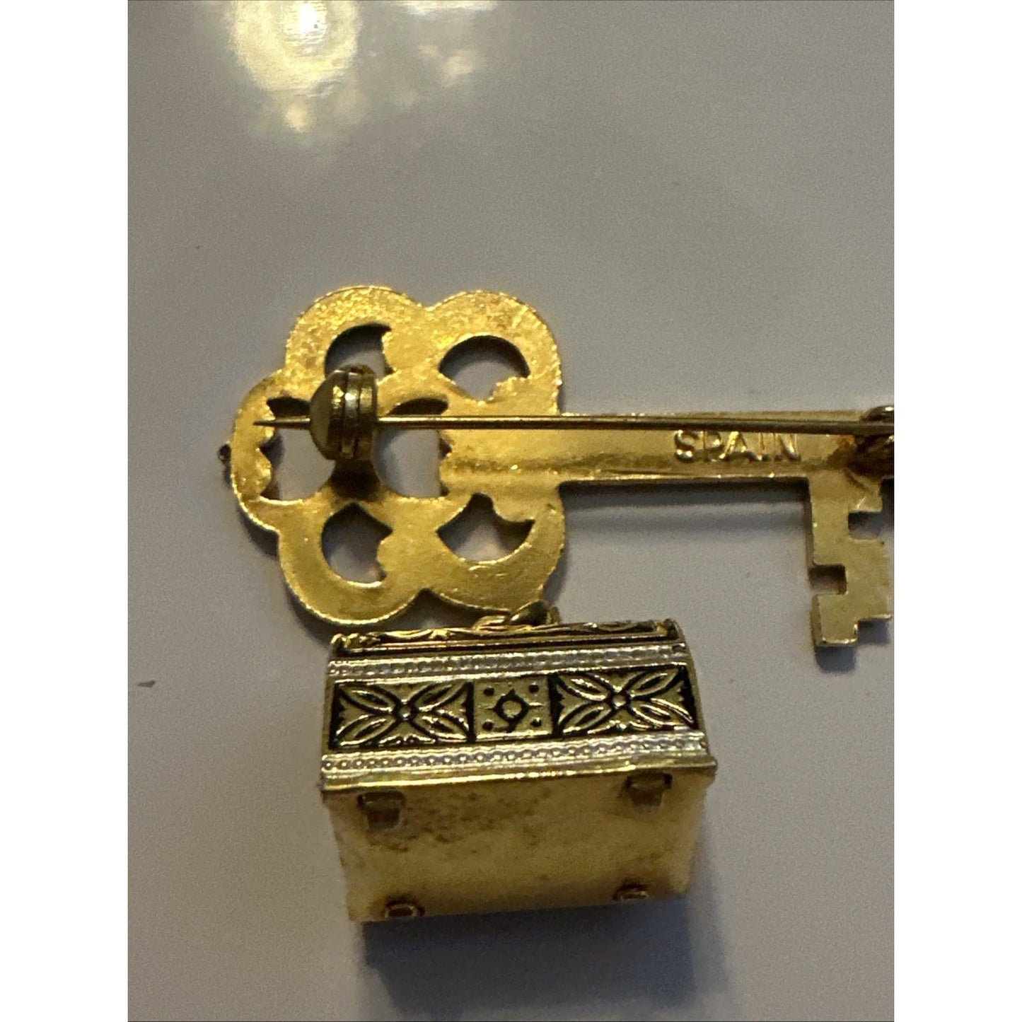 Vintage 2" Damascene Gold Tone Key Treasure Box on Chain Brooch Pin Made Spain