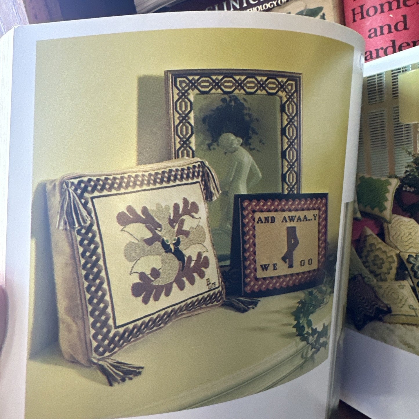 Bargello Borders Needlepoint Book – Vintage Craft Patterns & Stitch Guide 1974 Edition