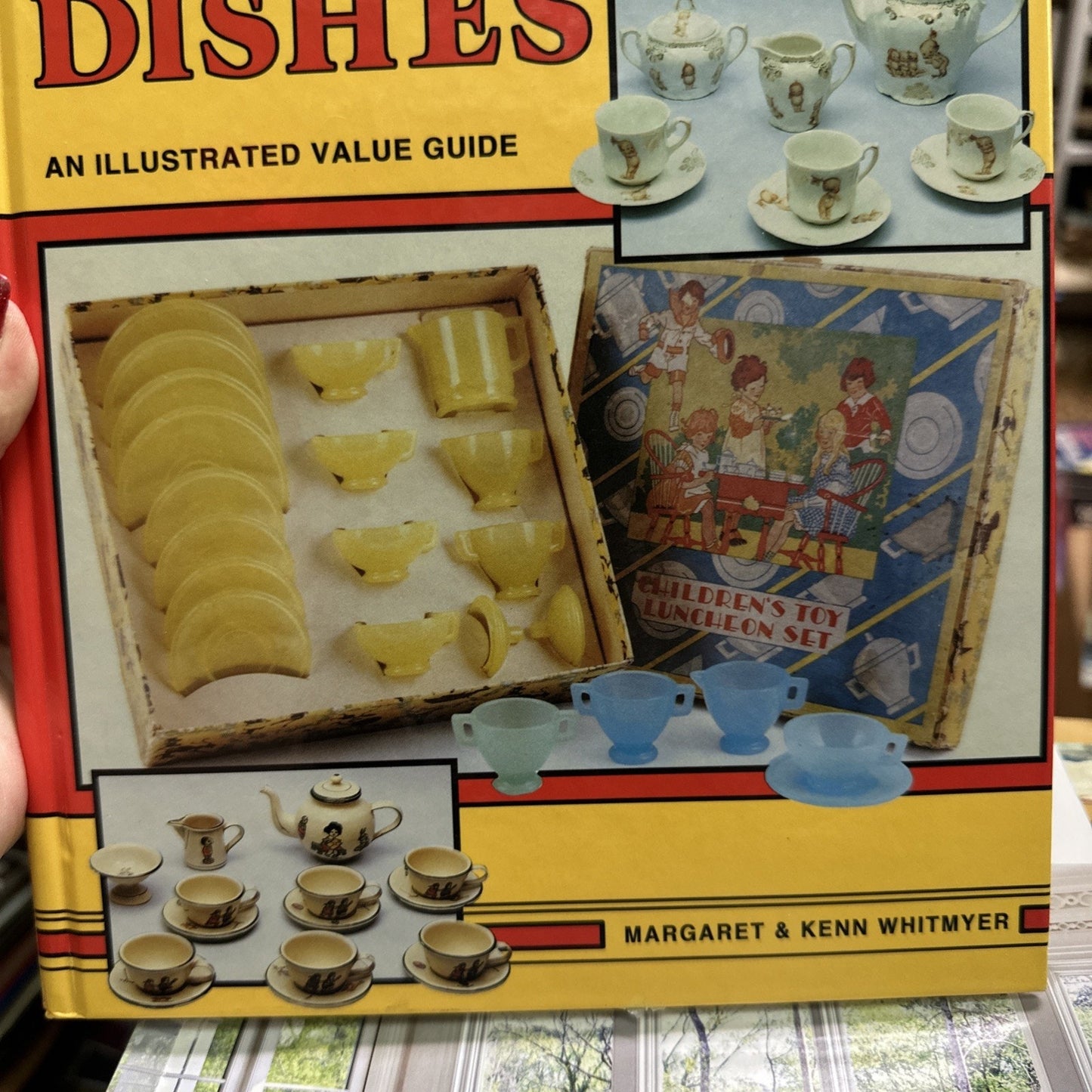 COLLECTOR'S ENCYCLOPEDIA OF CHILDREN'S DISHES