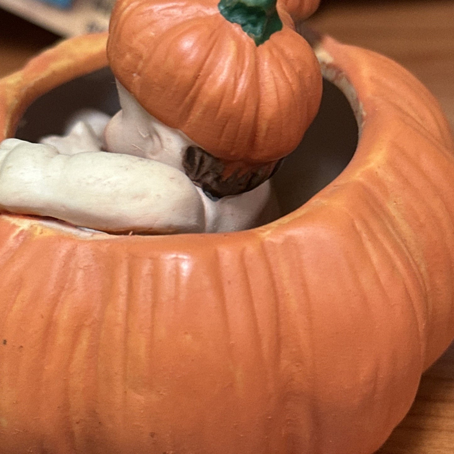 Vtg K's Collection Twin Babies Pumpkin Holiday Figurine Halloween Fall Autumn