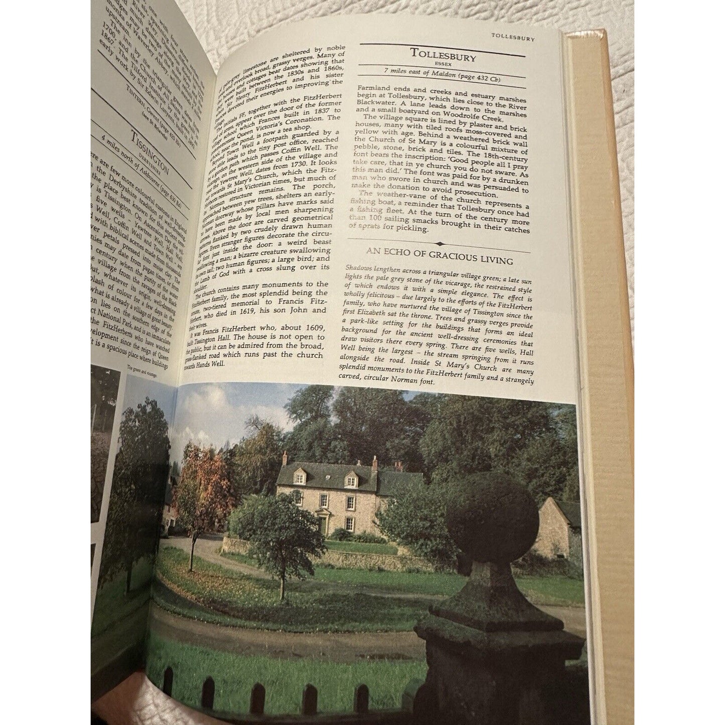 Book of British Villages - A Guide to over 700 Villages in Britain