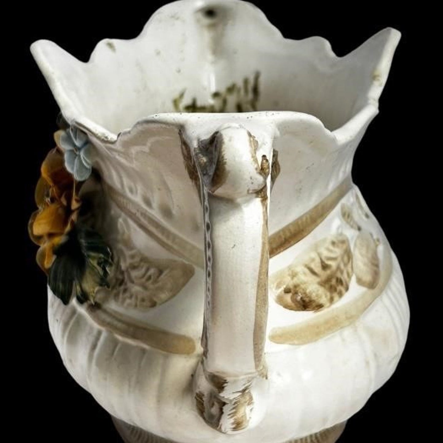 Capodimonte porcelain oval vase center 1317/2