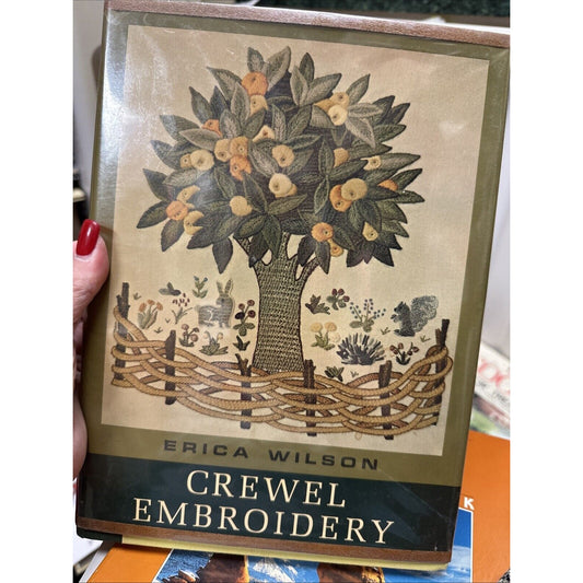 Crewel Embroidery by Erica Wilson 1962 Hardcover w Dust Jacket Teaching Manual