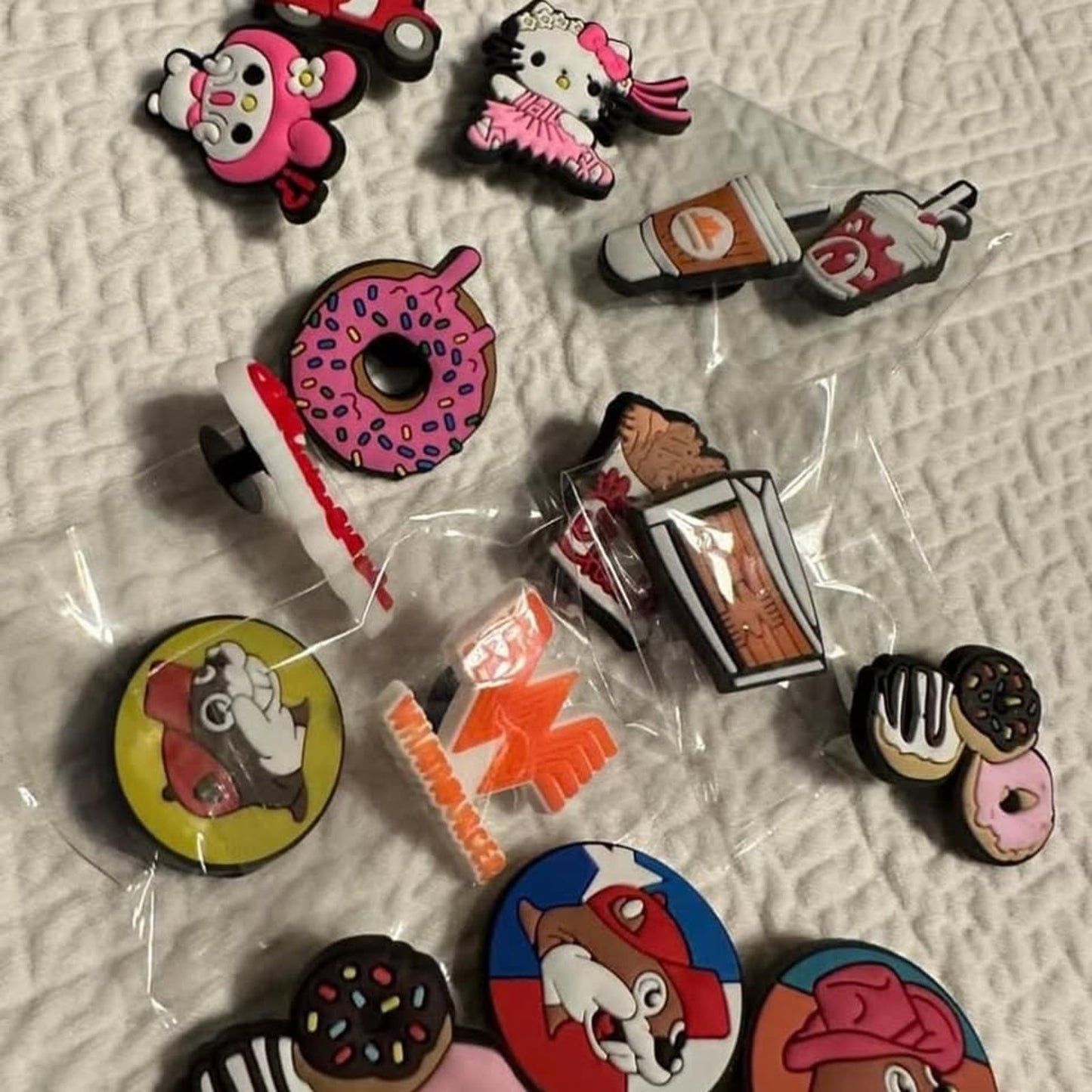 100 random croc charms