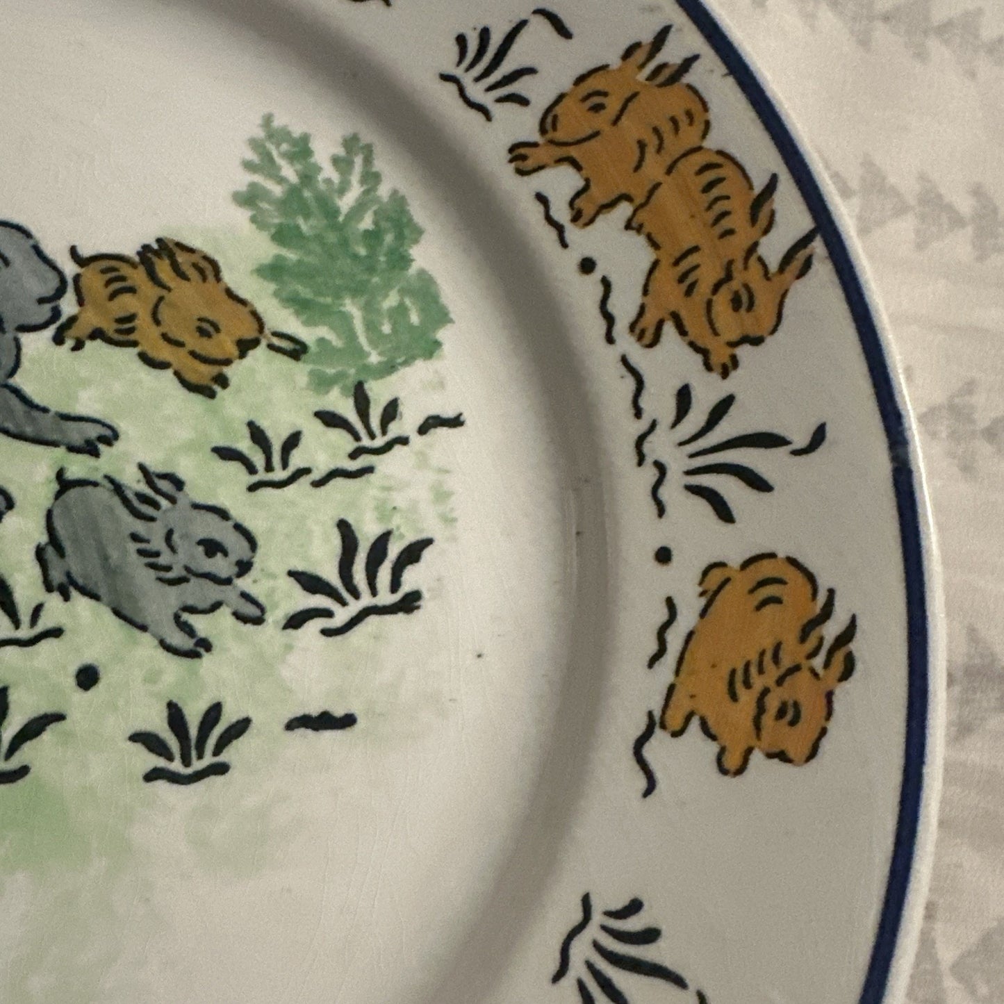 OPAQUE LUNEVILLE FRANCE Hand Painted Plate 9.25 In Vtg Bunny / Rabbit