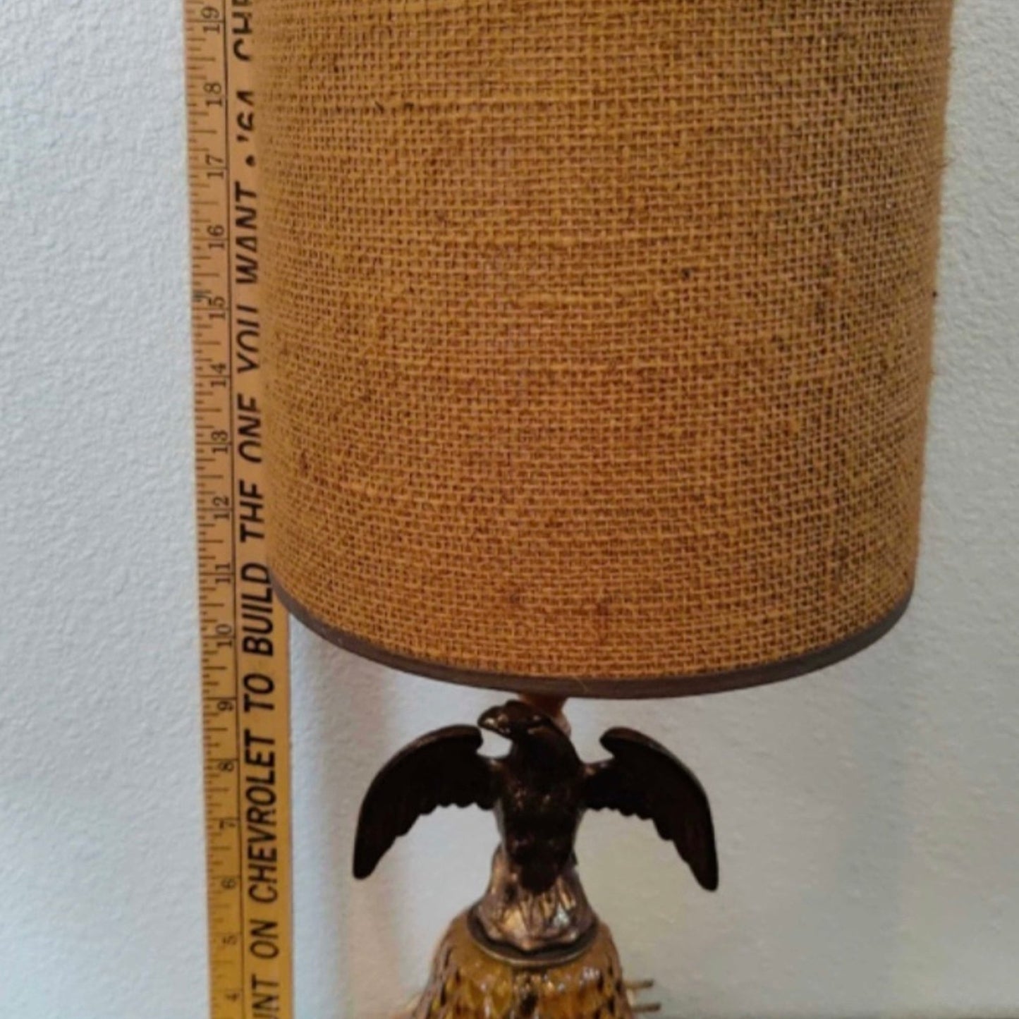 Vintage Mid Century  Eagle Art LAMP Tested Works. MCM