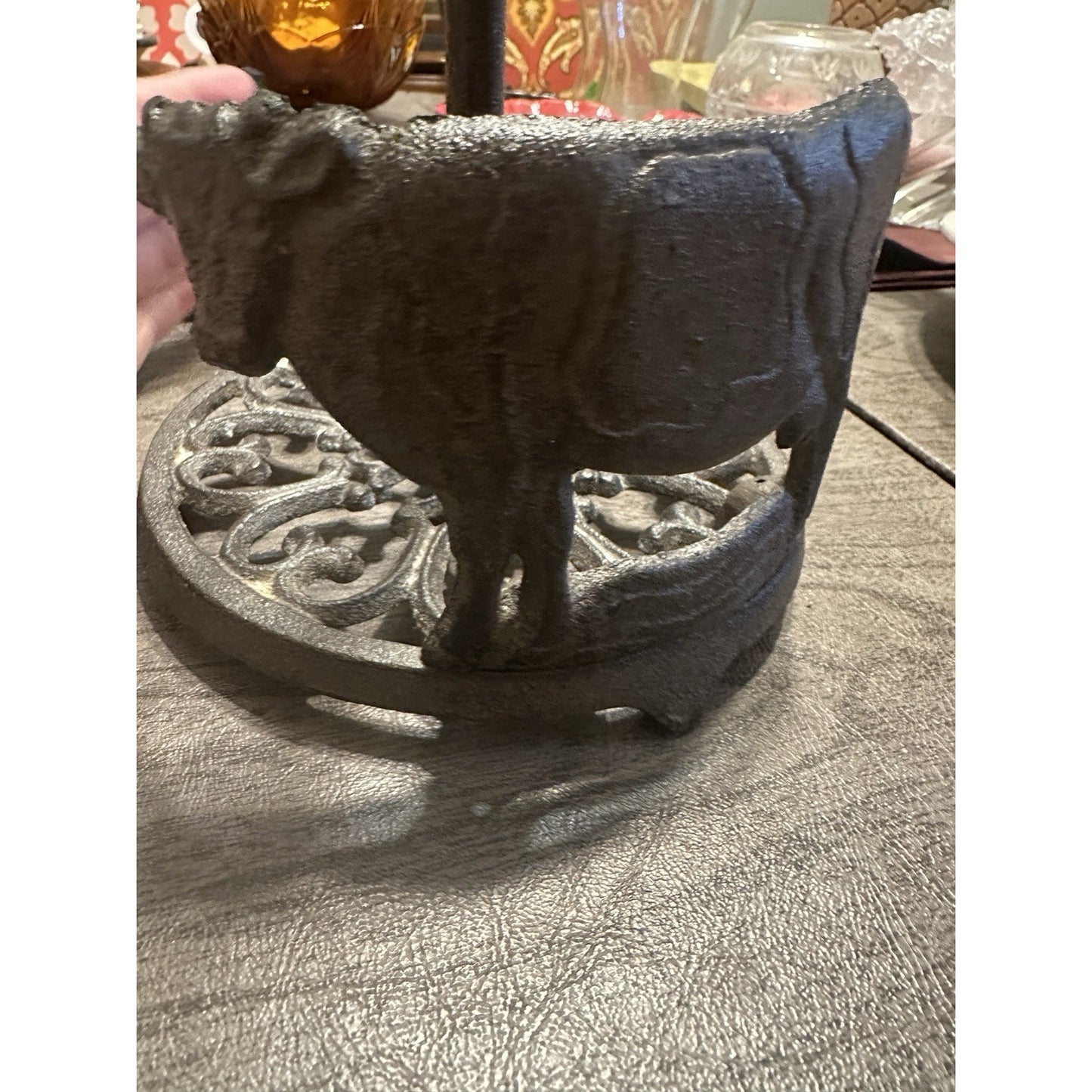 13.5 Inch High Farm Cow Cast Iron Paper Towel Holder Stand Home Decor