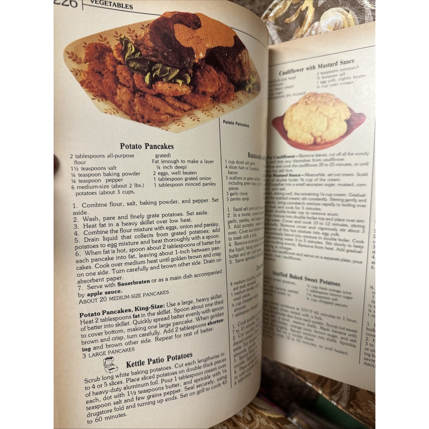 Vintage 1985 hardbound THE CULINARY ARTS INSTITUTE COOKBOOK 440++ RECIPES