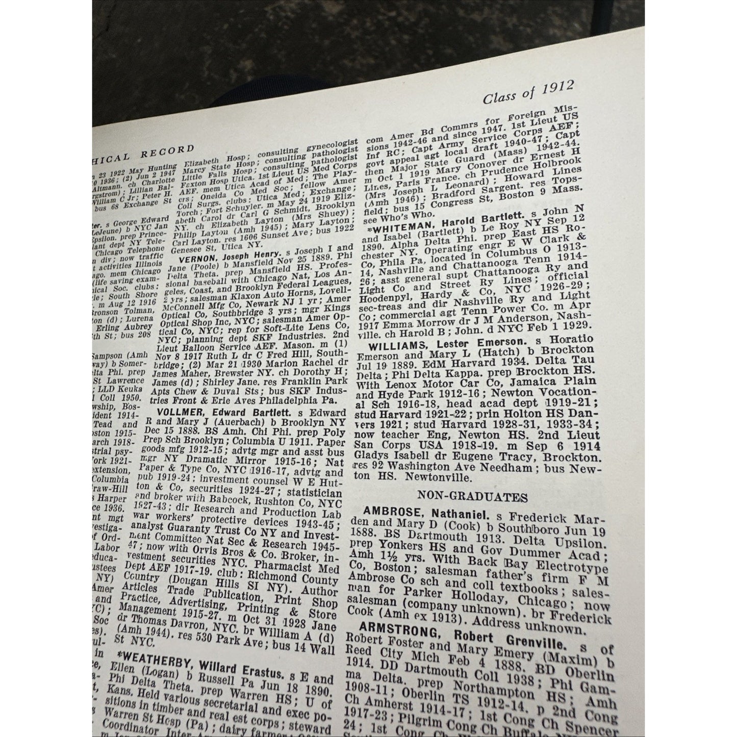 Amherst College Biographical Records 1951 Graduates & Non-Graduates 1900-1951