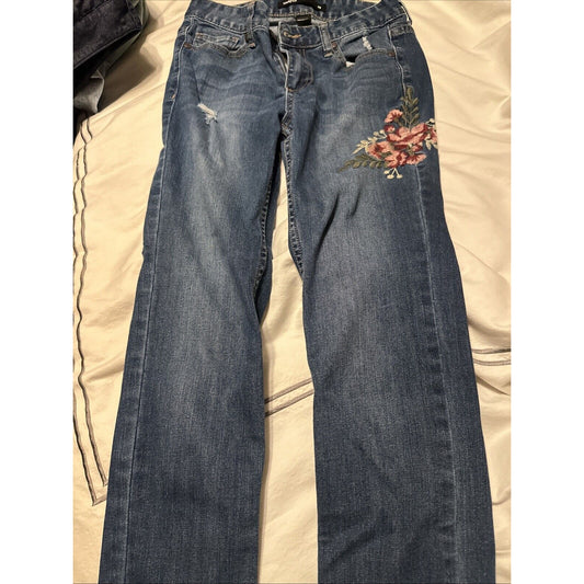 Harper Jeans Women's 28 Blue Denim Floral Stretch 5-Pockets Embroidered Skinny