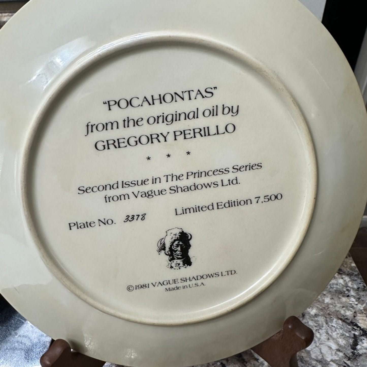 1981 VAGUE SHADOWS POCAHONTAS COLLECTOR PLATE BY GREGORY PERILLO PRINCESS SERIES