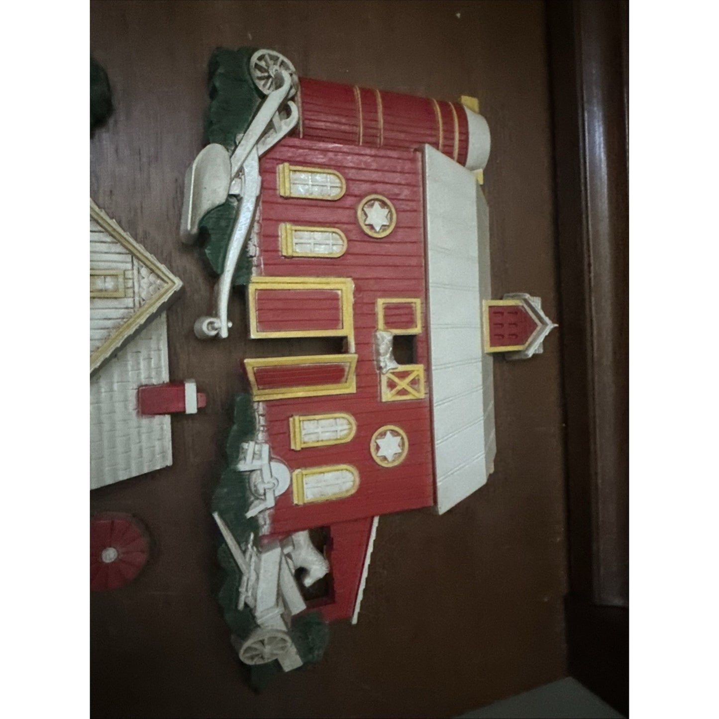 Vintage 1975 Homco Red Barn Farmhouse Wall Art Plaques Set 7369 USA