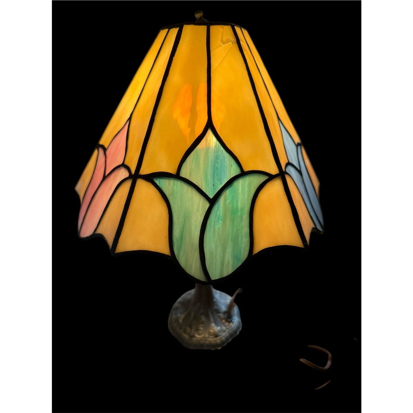 Vintage Tulip Heyco 31194 Glass Single Light Ascent Table Lamp Tiffany Style