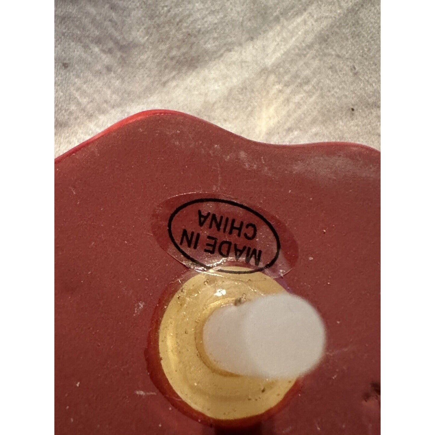 Nora Fleming A249 Smooches Valentine Red Lips Gold Trim Platter Charm -