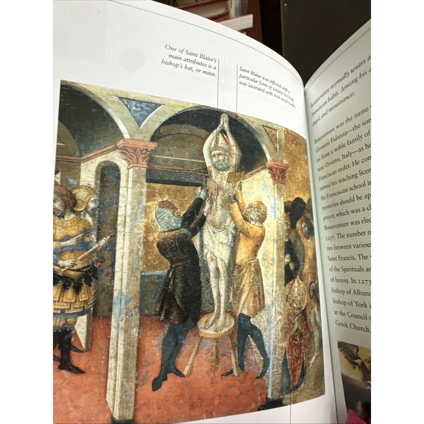 Saints in Art [Guide to Imagery Series] by Rosa Giorgi paperback Book