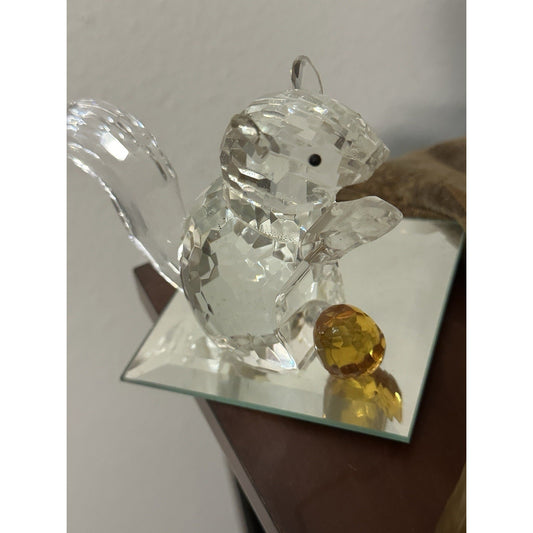 Crystal Squirrel Figurine 4” X4” Yellow Nut On Mirror Plate Beautiful
