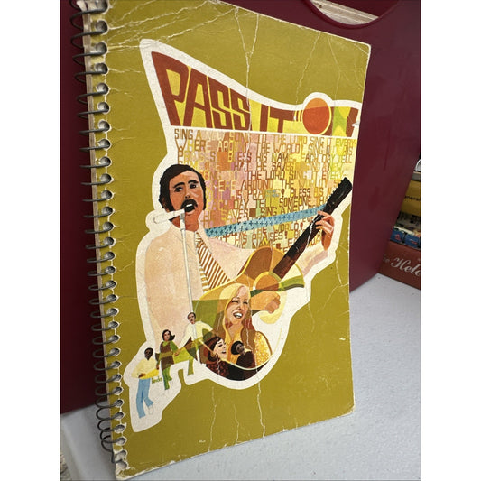 Pass It On - Campus Crusade for Christ Songbook (1972, Spiral, PB)