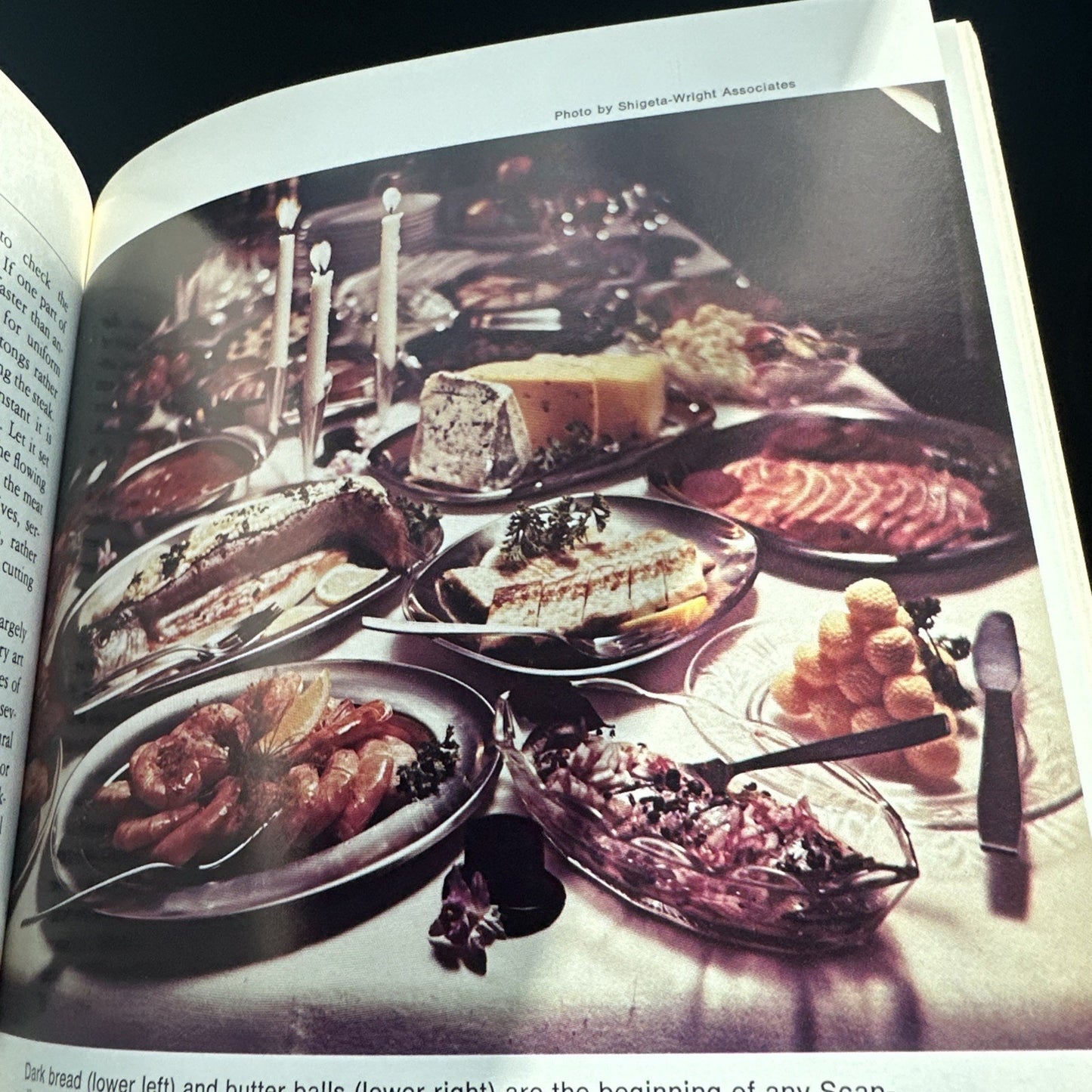 The Playboy Gourmet- Hardcover Book 7th Printing 1972 By Thomas Mario Cookbook