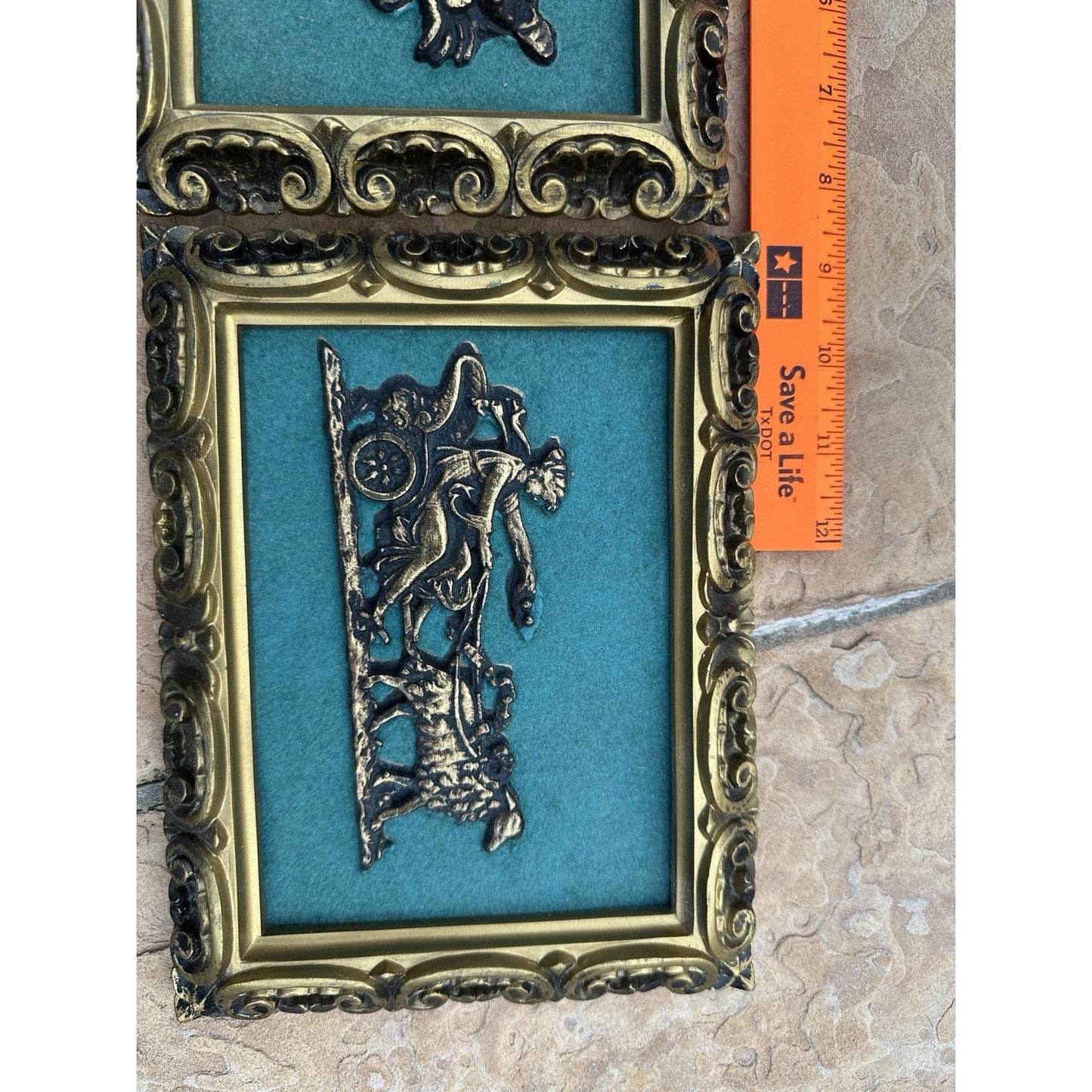 Vintage Clifford Art Studio Inc New York Masterpieces velvet Roman plaque