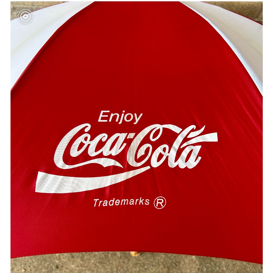 Vintage Coke Cola golf umbrella