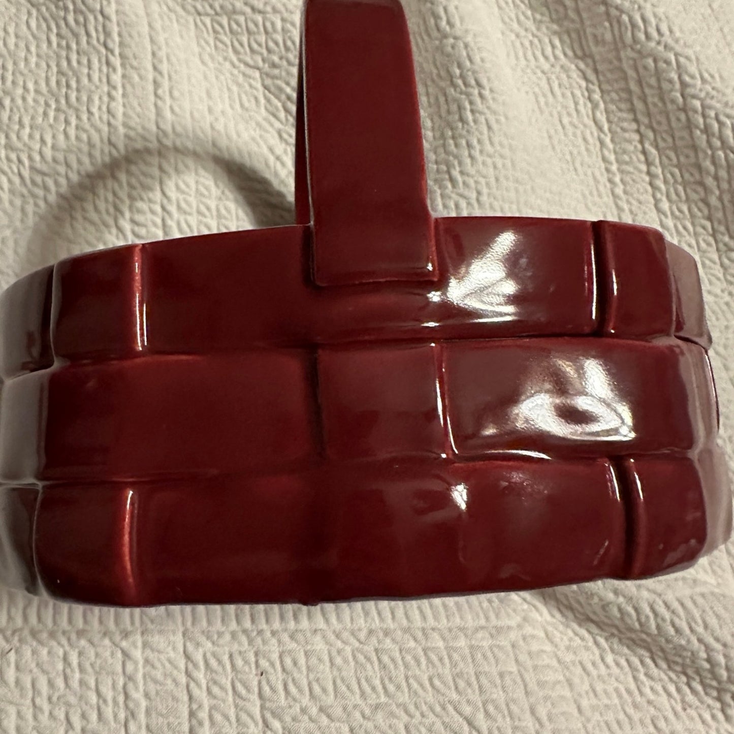 Woven ceramic basket 8x6x6