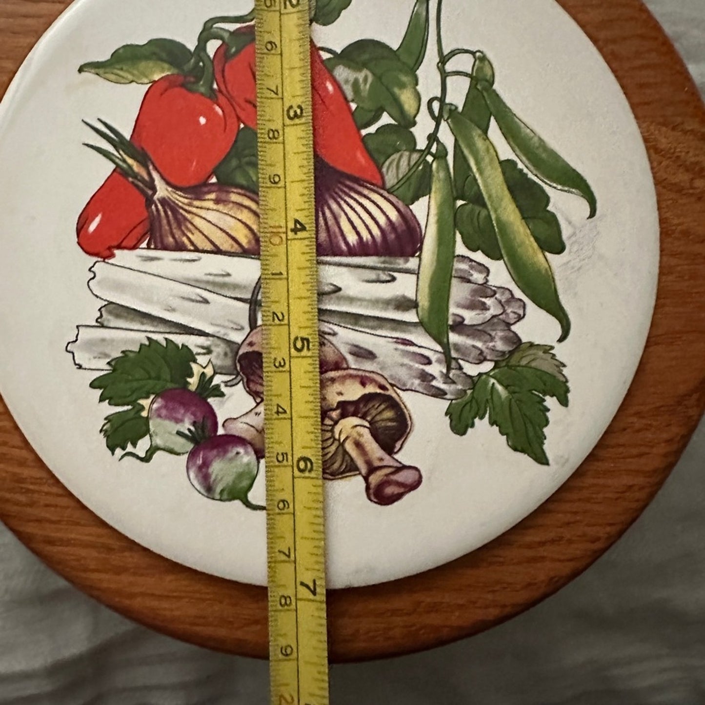 VTG Round Spice of Life Wood and Ceramic Trivet