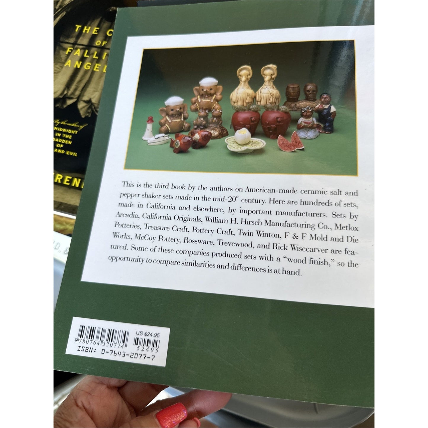 Sylvia Tompkins Salt & Pepper Shakers (Paperback)