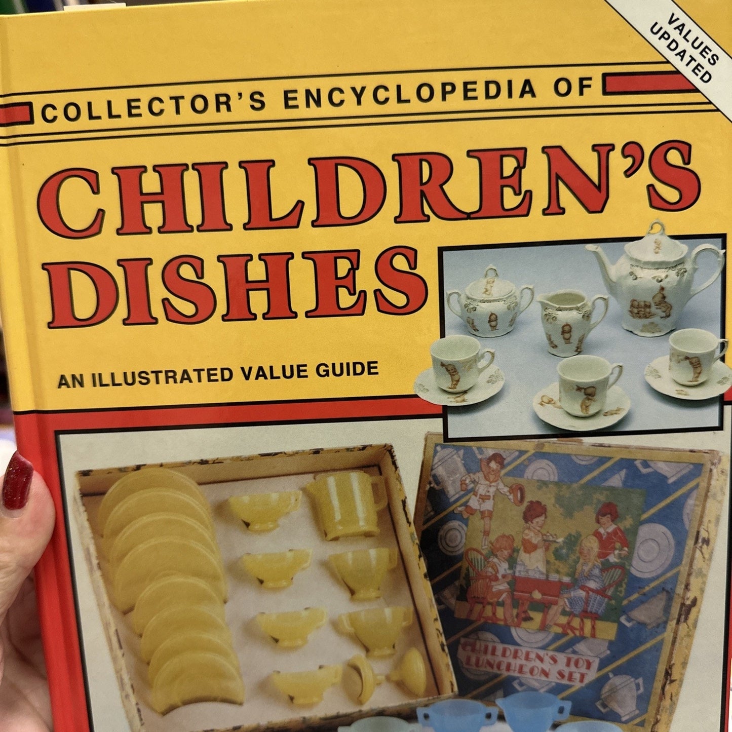 COLLECTOR'S ENCYCLOPEDIA OF CHILDREN'S DISHES