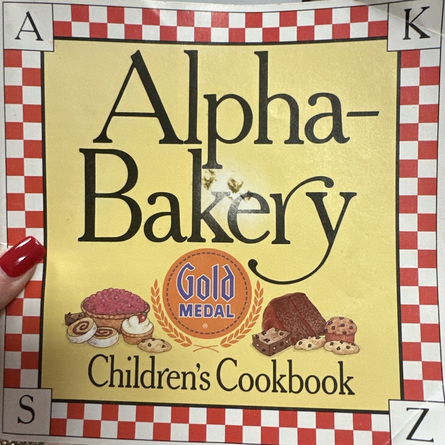 Alpha-Bakery Gold Medal Children's Cookbook 1997