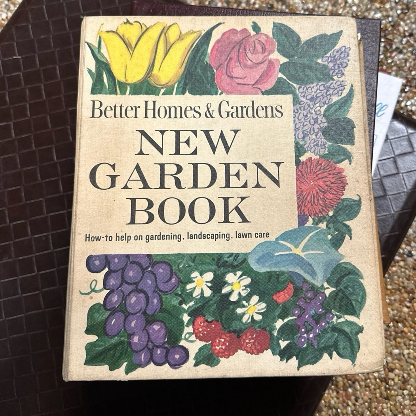 1968 New Garden Book Better Homes Old Vintage Book Binder