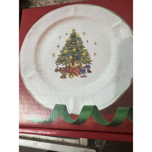“Tis The Season” (Tablemates) Dessert Plates