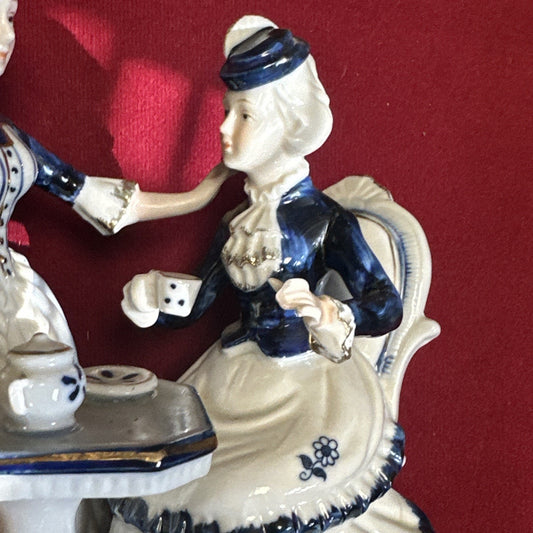 Vintage Blue White Porcelain Figurine Statue Colonial Ladies Afternoon Tea