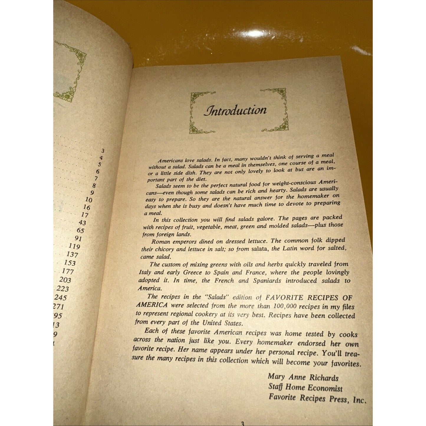 Vintage Favorite Recipes of America Salads Cookbook 1968