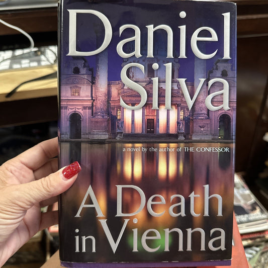 A Death in Vienna (Silva, Daniel) - Hardcover By Silva, Daniel - Very Good