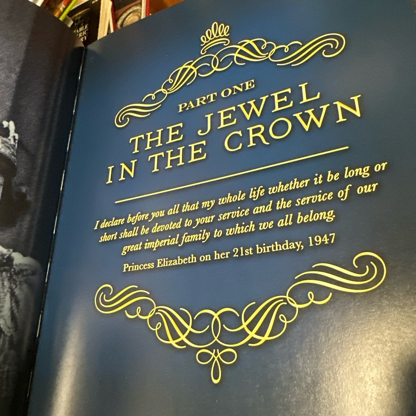 The Queen: The Life and Times of El..., Ryan, Catherine