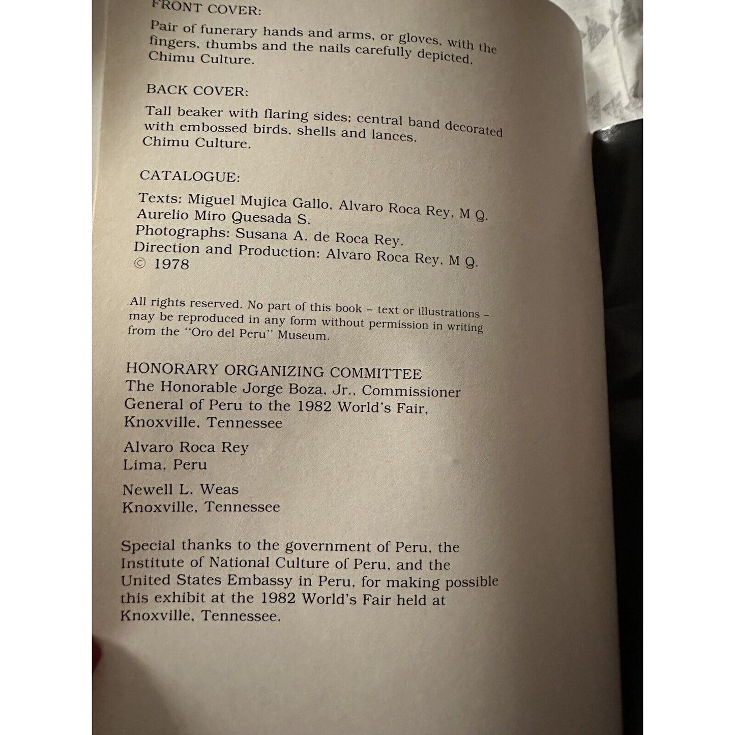 Oro Del Peru 1982 World's Fair museum exhibition program, book